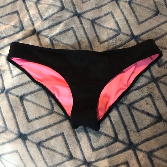 PINK by Victoriaβs Secret Bottoms